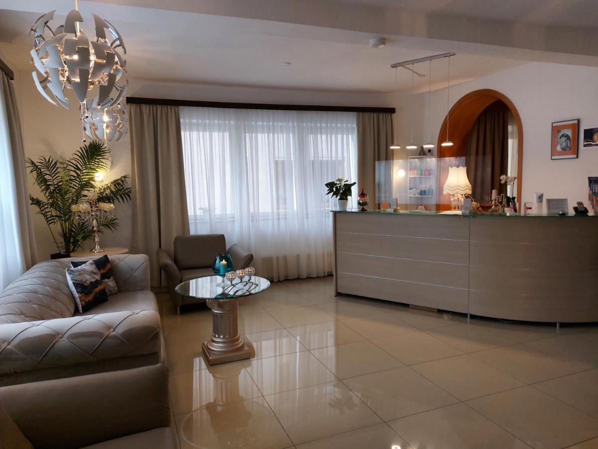 בצנשטיין Hotel Luca מראה חיצוני תמונה