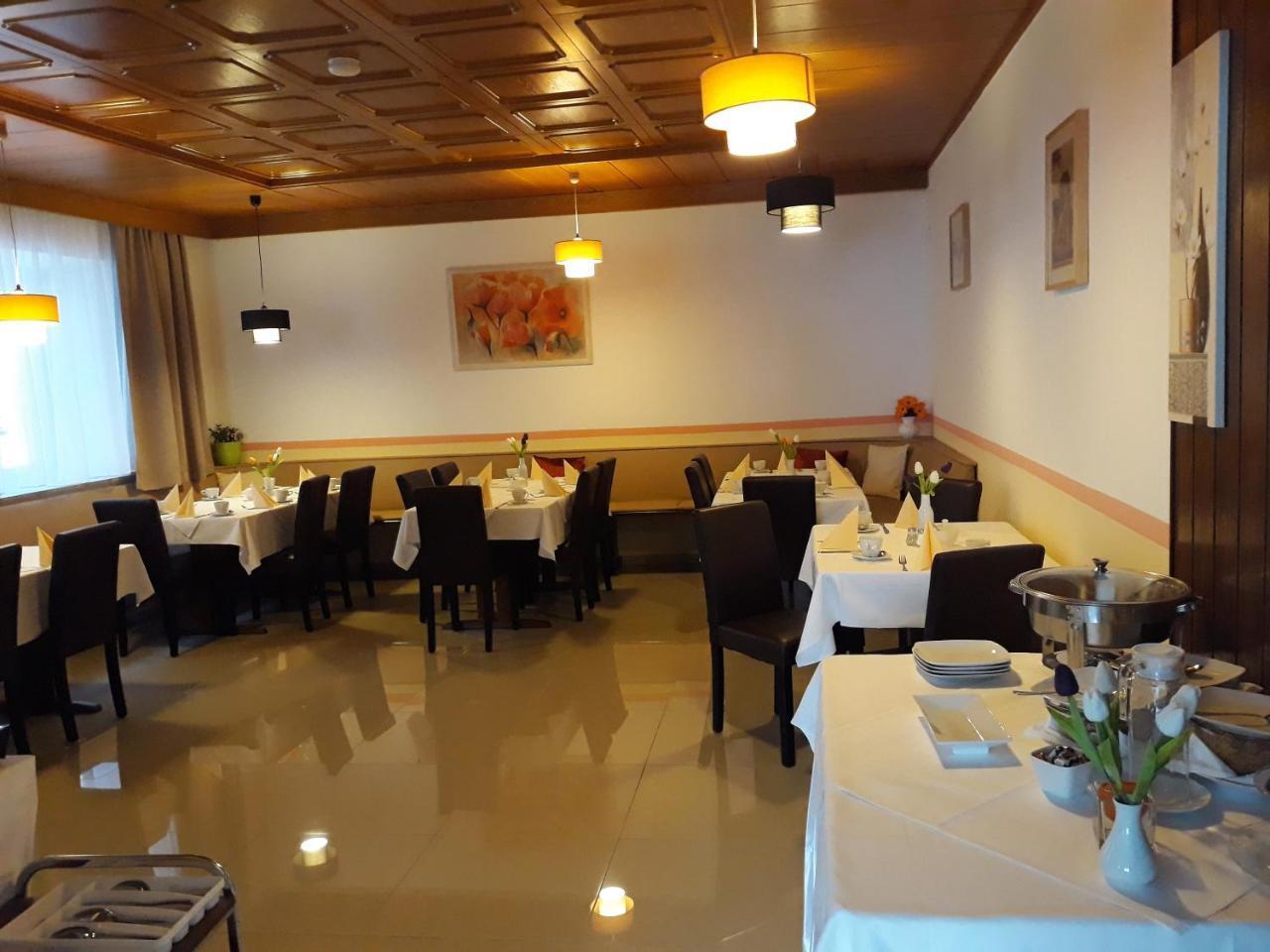 בצנשטיין Hotel Luca מראה חיצוני תמונה