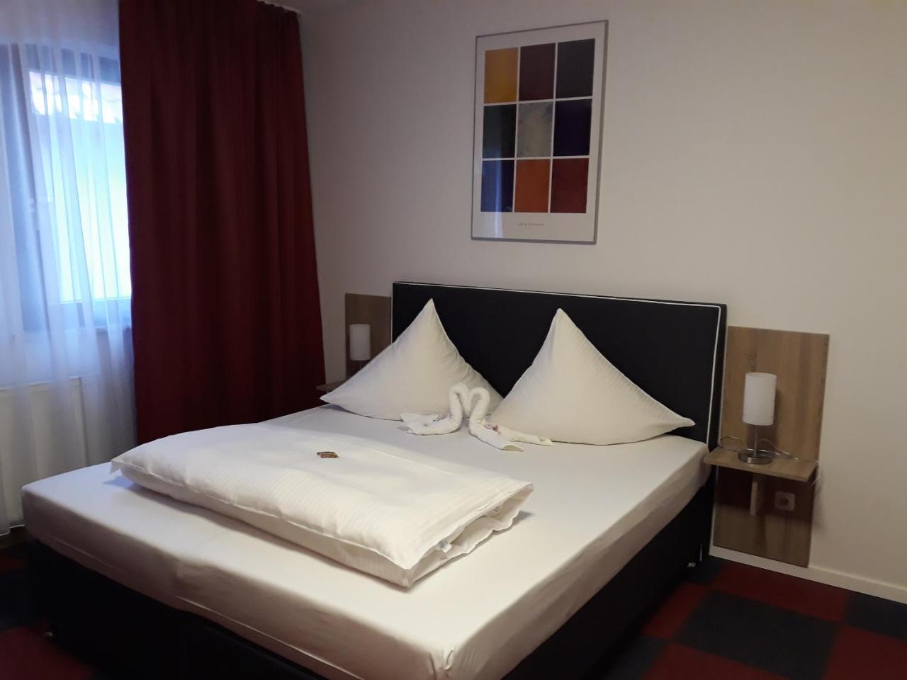 בצנשטיין Hotel Luca מראה חיצוני תמונה