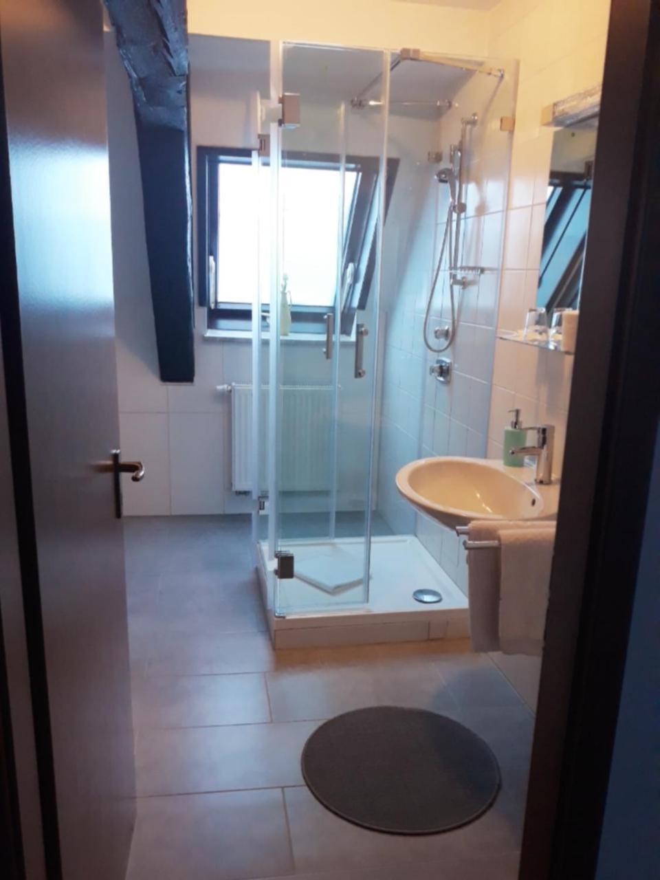 בצנשטיין Hotel Luca מראה חיצוני תמונה